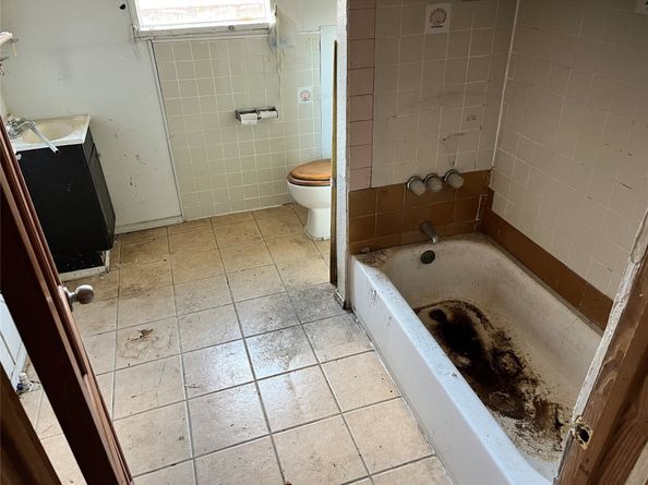 217 N Everton Street, Houston TX 77003