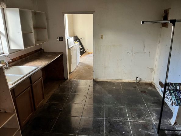 217 N Everton Street, Houston TX 77003