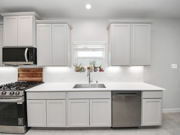 297 Gallant Fox Way, New Caney TX 77357