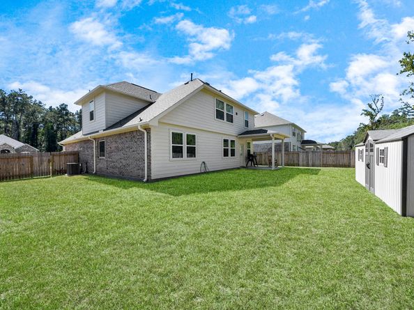 297 Gallant Fox Way, New Caney TX 77357