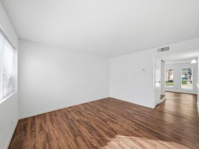 11002 Hammerly Boulevard 27, Houston TX 77043