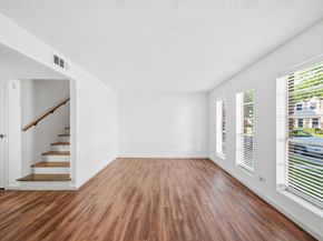 11002 Hammerly Boulevard 27, Houston TX 77043