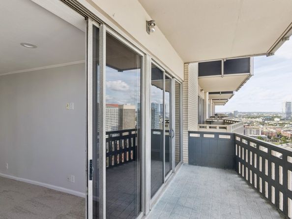 2016 Main Street 2507, Houston TX 77002