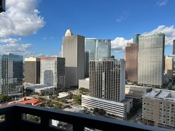 2016 Main Street 2507, Houston TX 77002