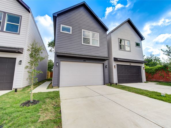 890 Paul Quinn Street, Houston TX 77091