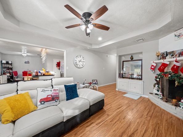 6206 Westbranch Drive, Houston TX 77072