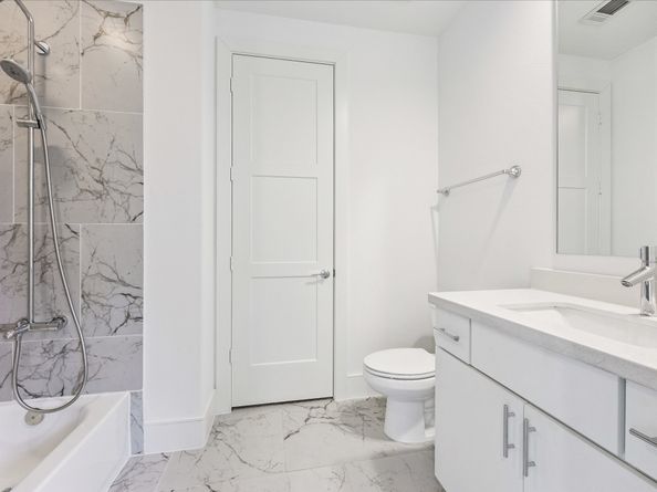 2414 Canal Street F, Houston TX 77003