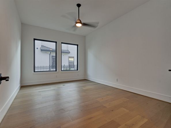 18 Squire Creek Way, Spring TX 77389