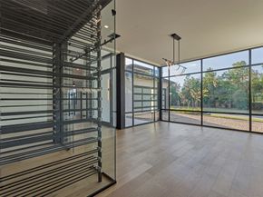 18 Squire Creek Way, Spring TX 77389