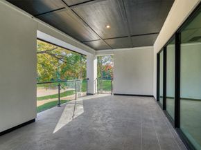 18 Squire Creek Way, Spring TX 77389