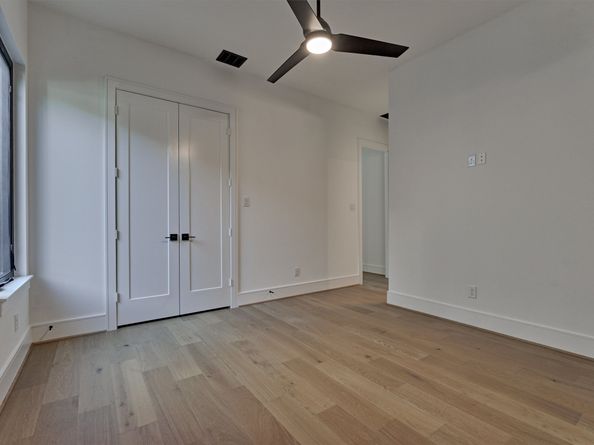 18 Squire Creek Way, Spring TX 77389