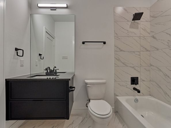 18 Squire Creek Way, Spring TX 77389