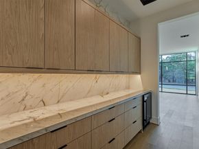 18 Squire Creek Way, Spring TX 77389