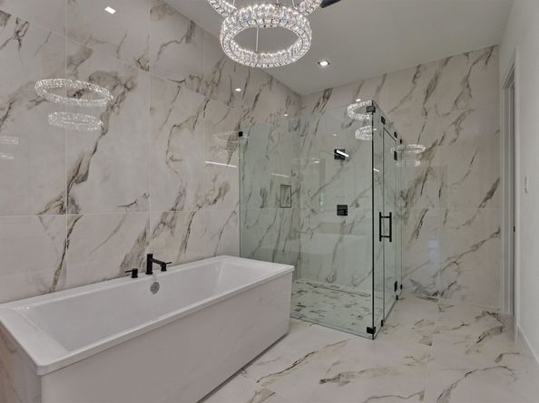 18 Squire Creek Way, Spring TX 77389