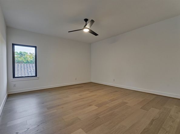 18 Squire Creek Way, Spring TX 77389