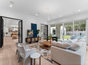 3653 Chevy Chase Drive, Houston TX 77019