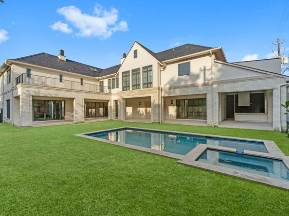 3653 Chevy Chase Drive, Houston TX 77019