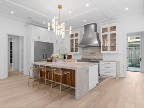 3653 Chevy Chase Drive, Houston TX 77019