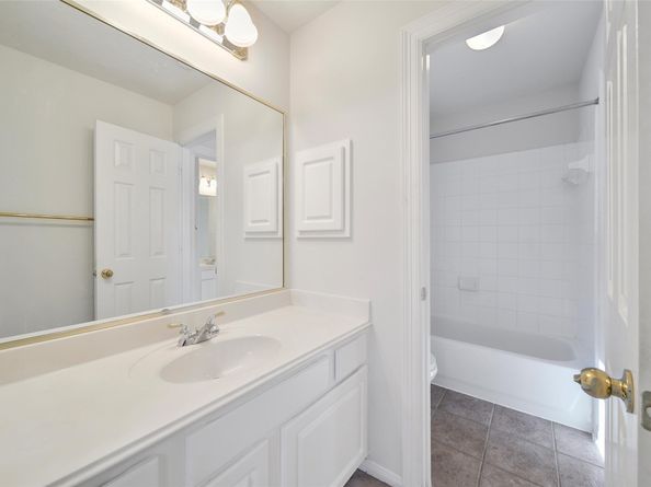 12802 Mossy Ledge Drive, Tomball TX 77377