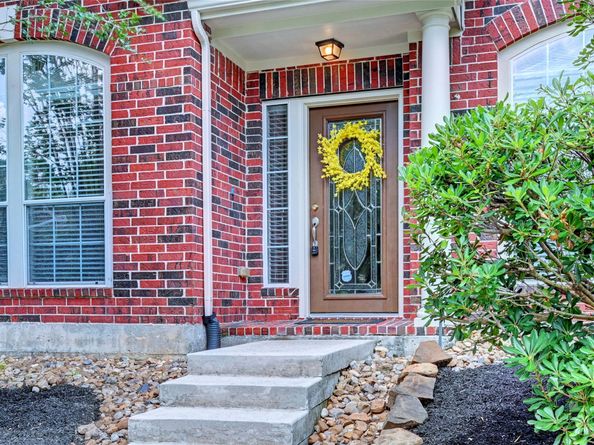 30 N Scribewood Circle, The Woodlands TX 77382
