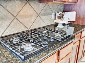 30 N Scribewood Circle, The Woodlands TX 77382