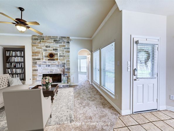 30 N Scribewood Circle, The Woodlands TX 77382