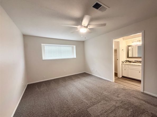 1477 Springrock Lane 12, Houston TX 77055