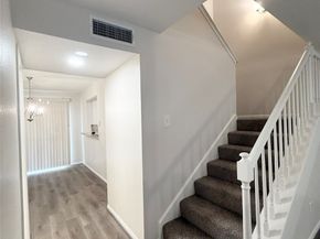 1477 Springrock Lane 12, Houston TX 77055