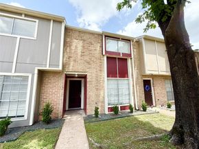 1477 Springrock Lane 12, Houston TX 77055