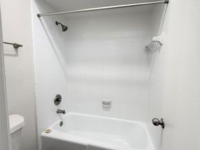 1477 Springrock Lane 12, Houston TX 77055