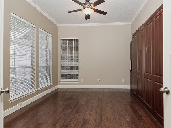 59 W Palmer Bend, The Woodlands TX 77381