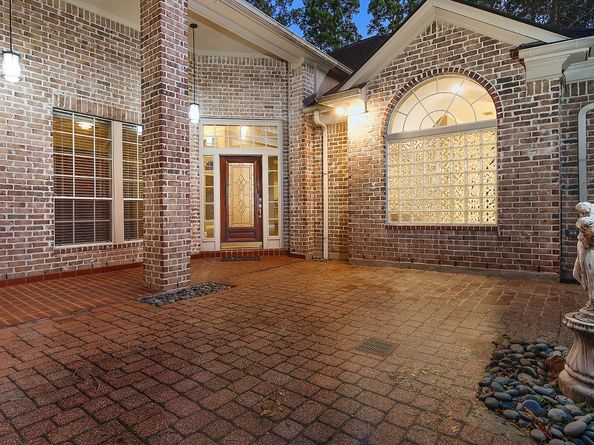 59 W Palmer Bend, The Woodlands TX 77381