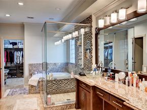 2012 Forest Hill Boulevard, Houston TX 77023