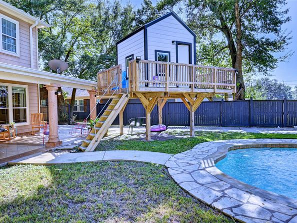 2012 Forest Hill Boulevard, Houston TX 77023