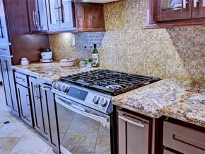 2012 Forest Hill Boulevard, Houston TX 77023