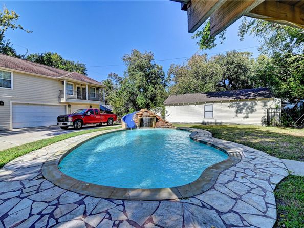 2012 Forest Hill Boulevard, Houston TX 77023