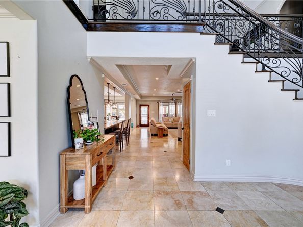 2012 Forest Hill Boulevard, Houston TX 77023