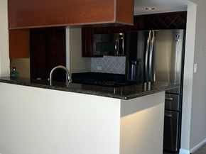 3525 Sage Road 1708, Houston TX 77056