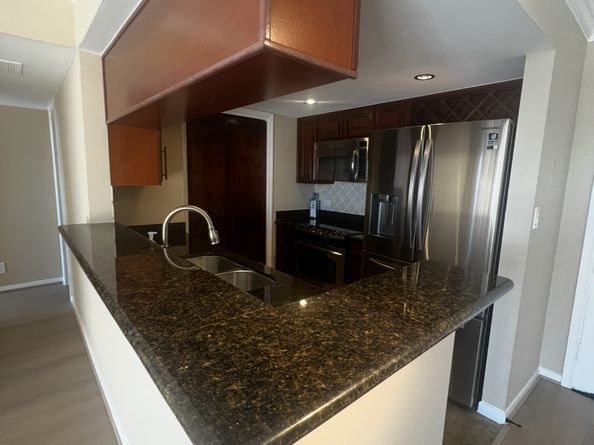 3525 Sage Road 1708, Houston TX 77056