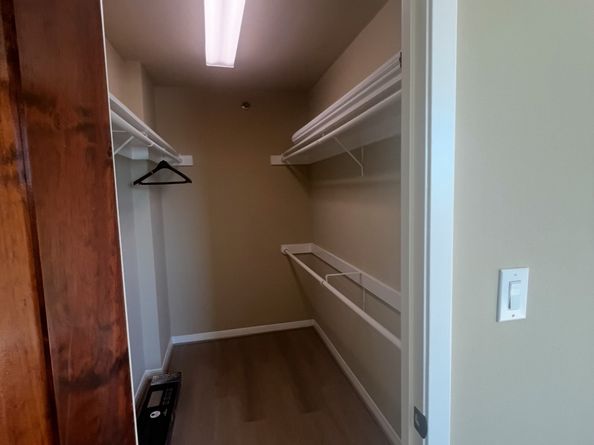 3525 Sage Road 1708, Houston TX 77056