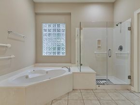 6 Wrenfield Place, The Woodlands TX 77384