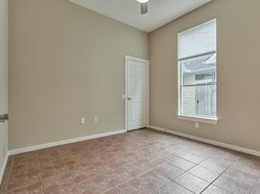 6 Wrenfield Place, The Woodlands TX 77384