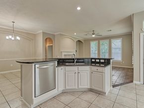 6 Wrenfield Place, The Woodlands TX 77384