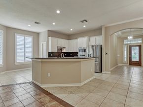 6 Wrenfield Place, The Woodlands TX 77384