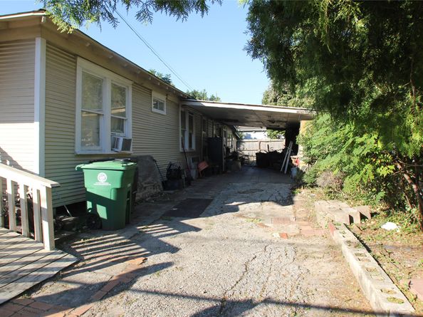 7013 Avenue E, Houston TX 77011