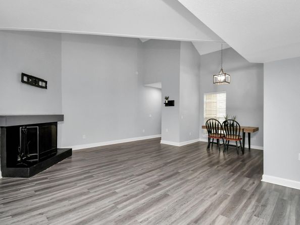 9809 Richmond Avenue B13, Houston TX 77042