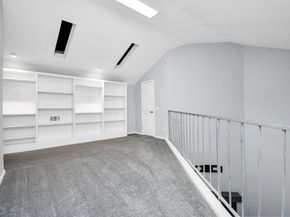 9809 Richmond Avenue B13, Houston TX 77042