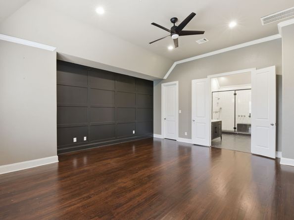 10933 Upland Park, Houston TX 77043