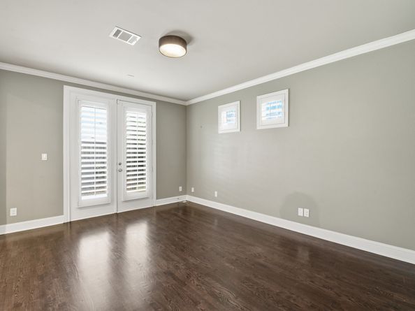 10933 Upland Park, Houston TX 77043