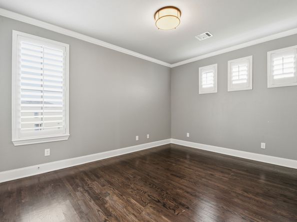 10933 Upland Park, Houston TX 77043